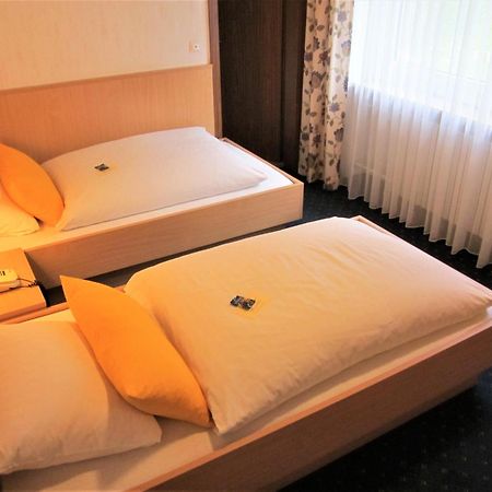 Gasthof Rodachtal Mit Gaestehaus Katharina Schwarzenbach am Wald Phòng bức ảnh