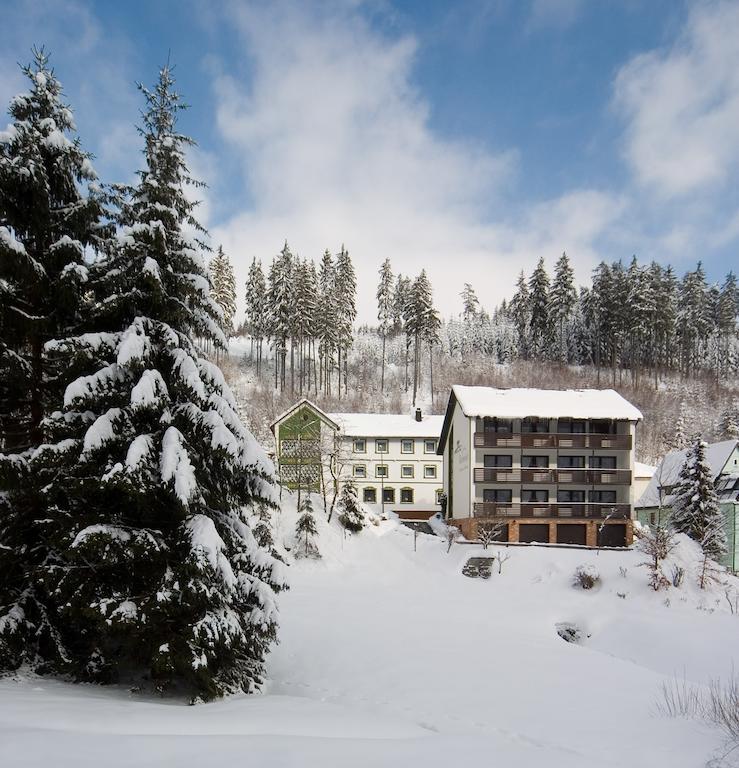 Gasthof Rodachtal Mit Gaestehaus Katharina Schwarzenbach am Wald Ngoại thất bức ảnh