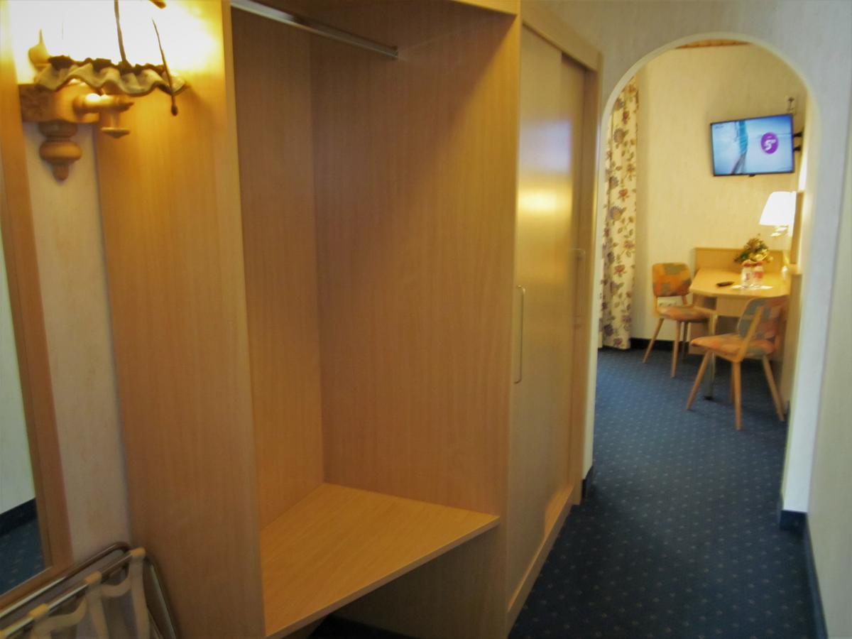 Gasthof Rodachtal Mit Gaestehaus Katharina Schwarzenbach am Wald Ngoại thất bức ảnh